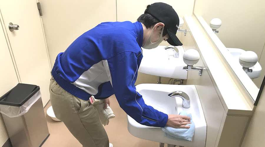 トイレ清掃